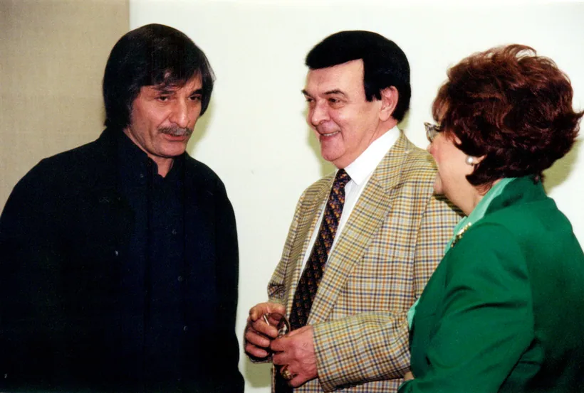 With Muslim at his exhibition in Moscow